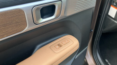 Hyundai SANTA FE 1.6 TGDi Plug-in Hybrid Ultimate 5dr 4WD Auto Estate